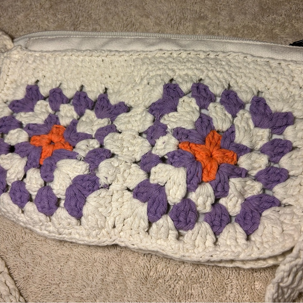 Roxy Cream and Purple Crossbody Bag - Picture 3 of 6